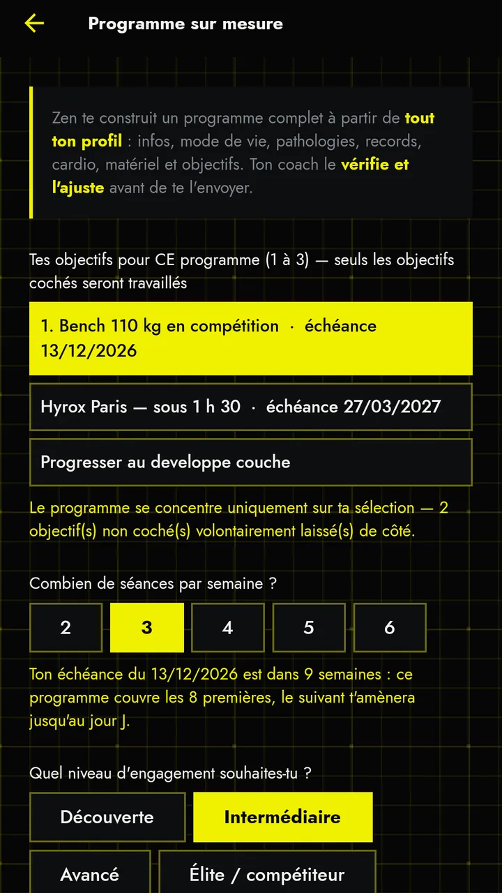 Écran Programme sur mesure : objectifs à cocher (Bench 110 kg, Hyrox Paris sous 1 h 30), nombre de séances par semaine, niveau d’engagement.